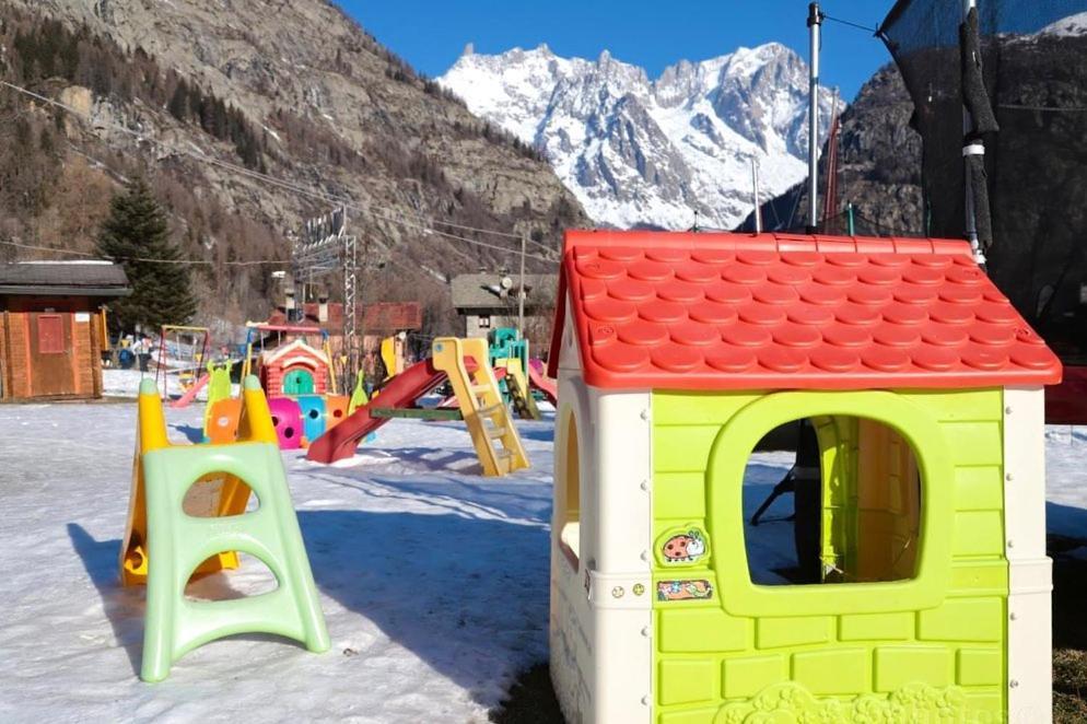 La Maison Des Guides - Trilocale A 500 Mt Dalle Piste Di Dolonne كورمايور المظهر الخارجي الصورة