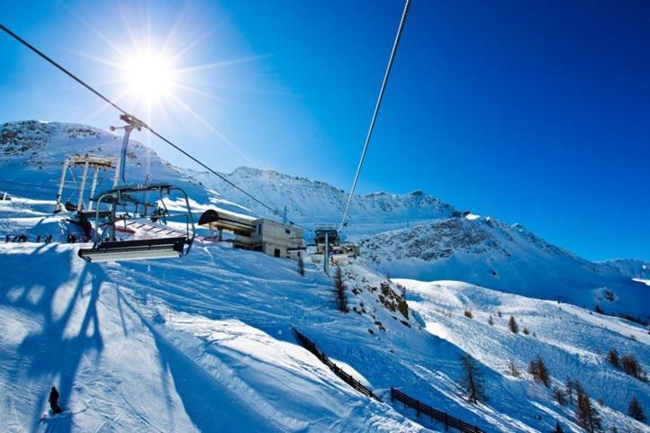 La Maison Des Guides - Trilocale A 500 Mt Dalle Piste Di Dolonne كورمايور المظهر الخارجي الصورة